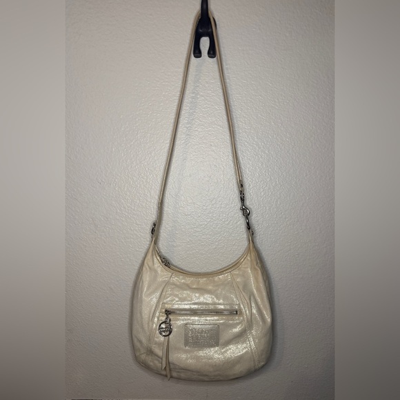 Coach Poppy Cream Shoulder Bag - Picture 1 of 8